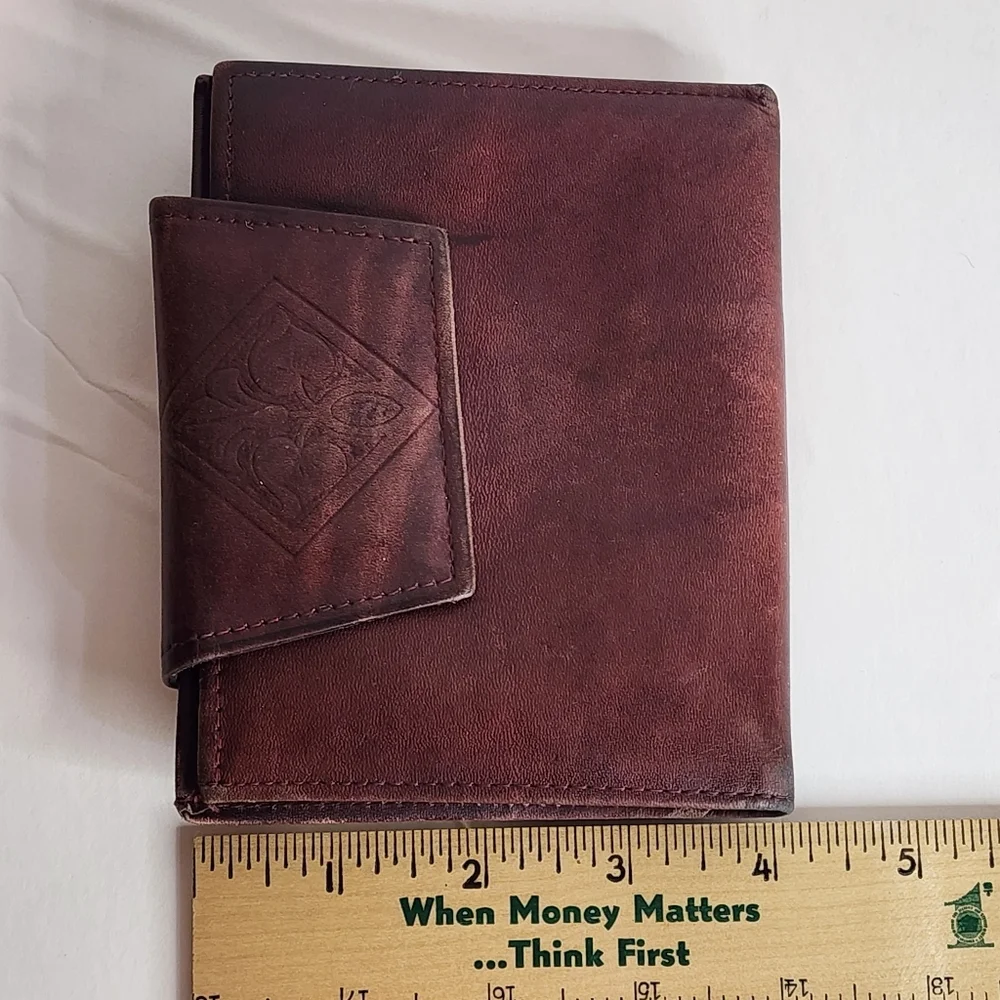Vintage 1970's Amity Cowhide Woman’s Billfold Wallet Oxblood Red Brown Leather - Picture 10 of 10
